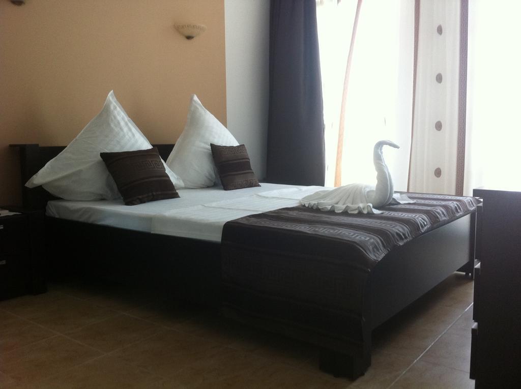 Hotel Solea Beach มามายา ภายนอก รูปภาพ